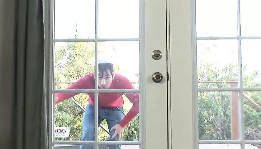 Young blond cheerleader loves suck dick before getting rough fuck