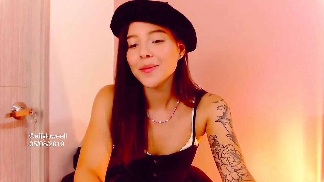 Beautiful Colombian with slim tattooed body seduces with sweetness sensuality broadcasts