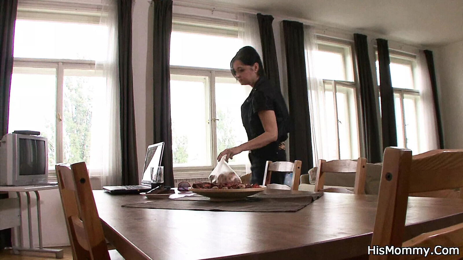 Lesbian licks toys young pussy