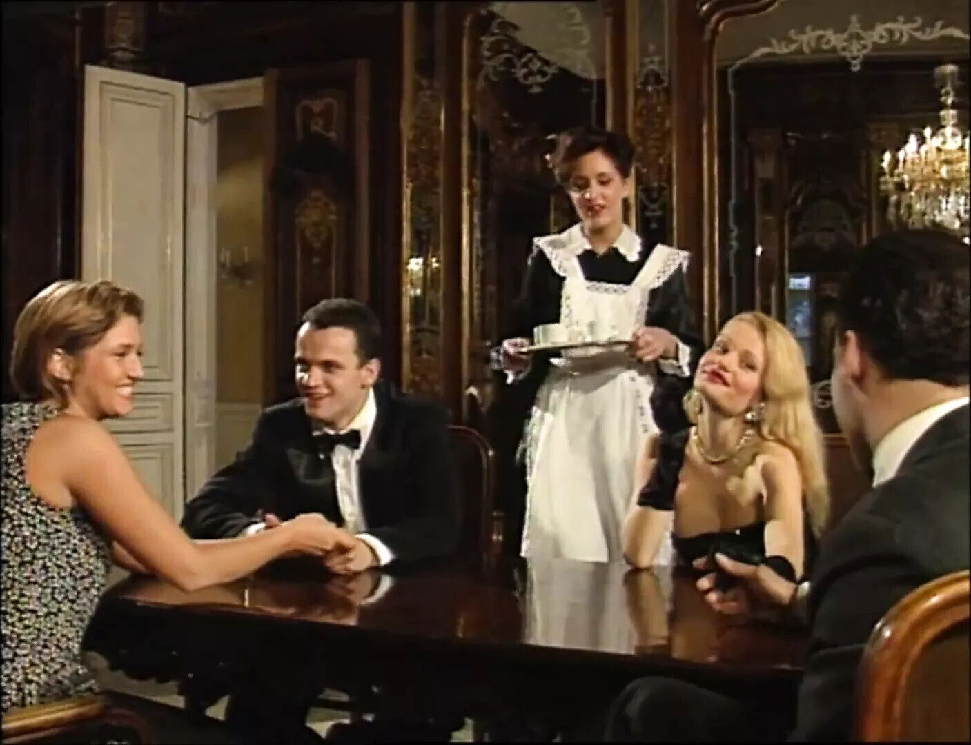 Infinitamente troia Episode