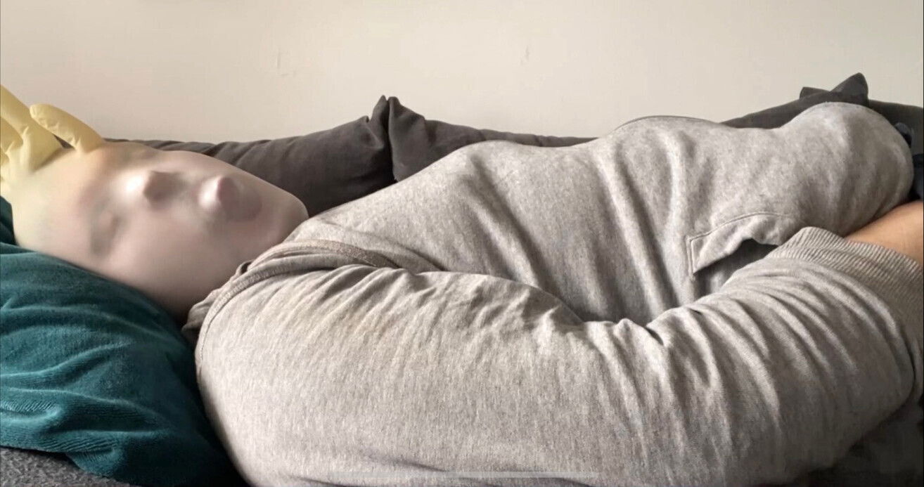 Latex Glove Breathplay back want more.