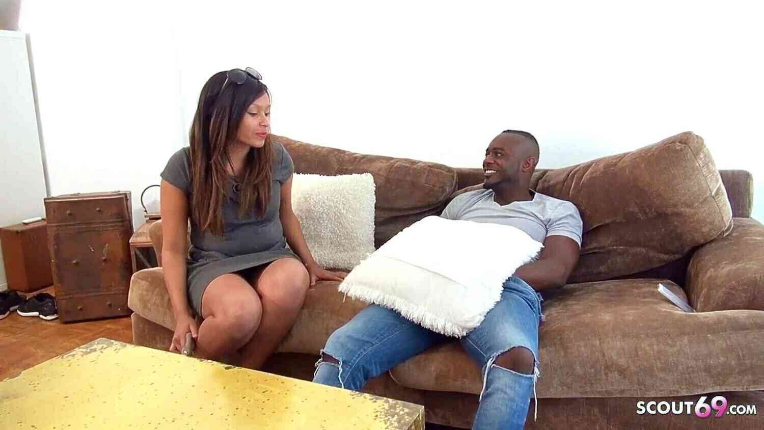 Brown Stepmother catches Black Jerking finishes with