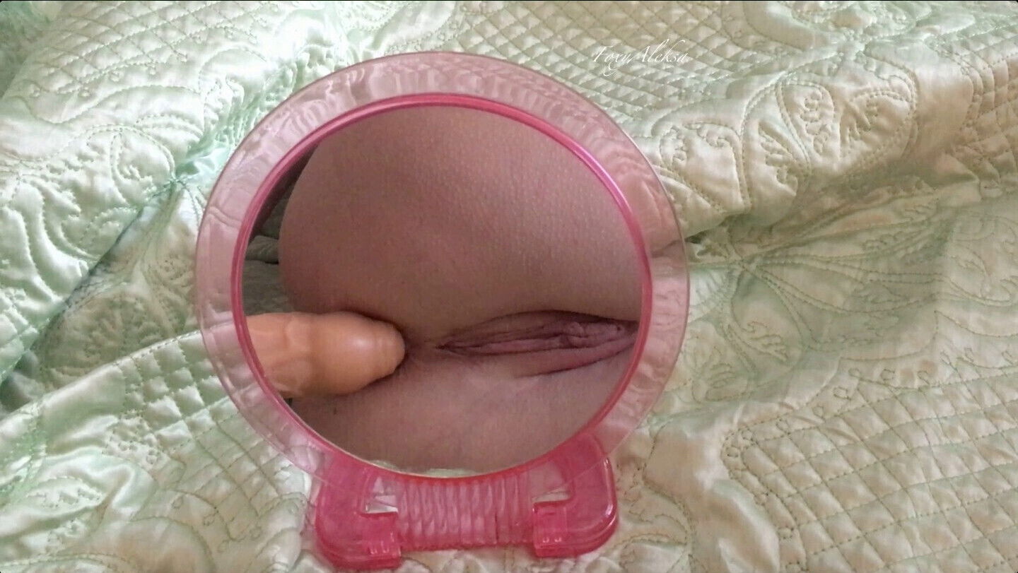 MILF Wants anal. likes watch reflection with when husband leaves work