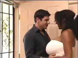 A Sexy Chocolate Milf Fucked