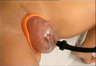 Vacuum Pump - Big Pumped Pussy In The Tub.