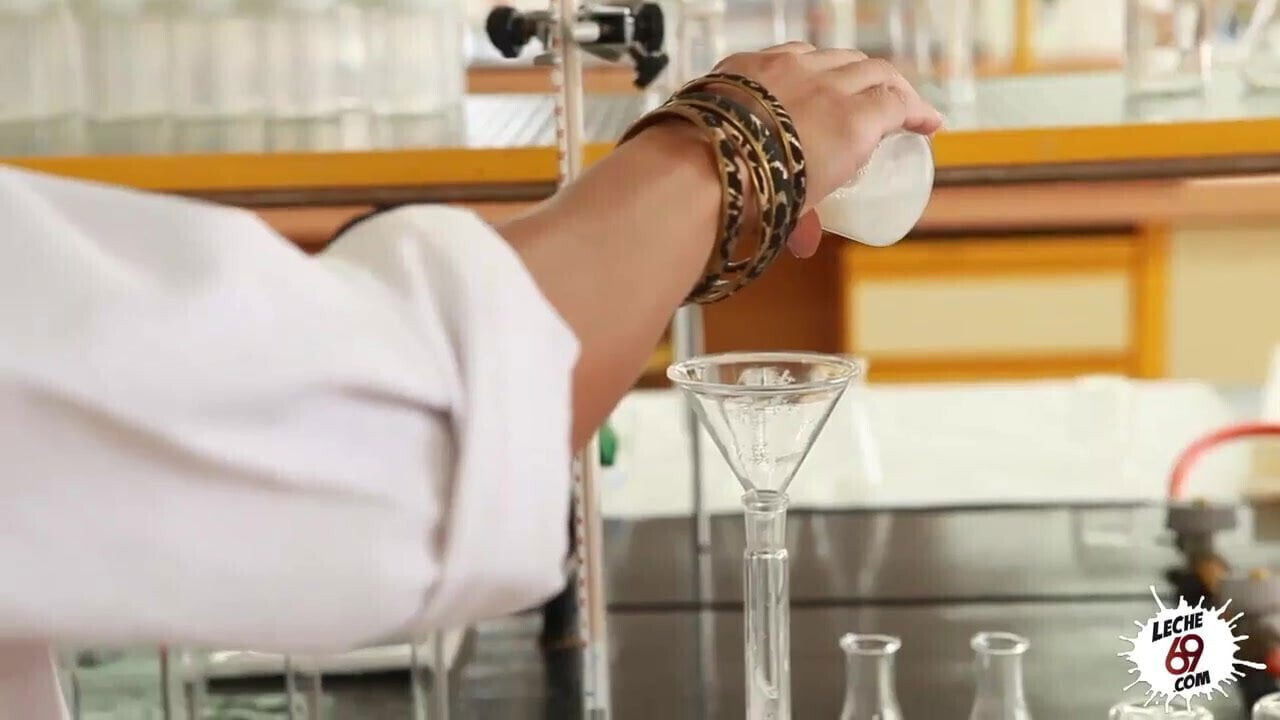 LECHE 69 Lab Nerd wants cock in her Latina pussy