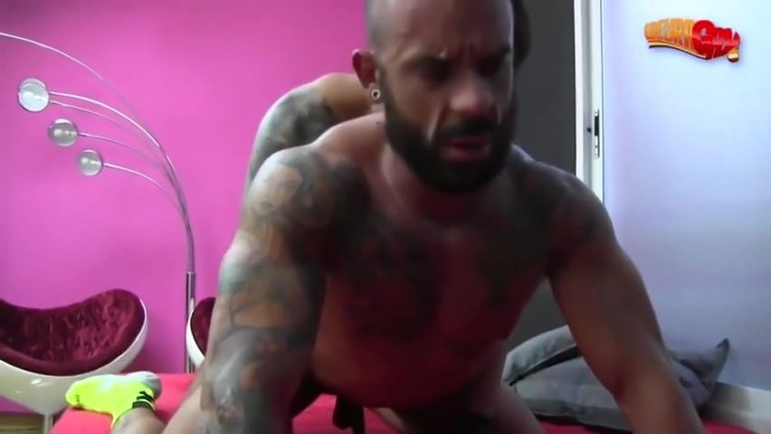 Juanjo Rodriguez And Martin Mazza In Very Macho Males - 