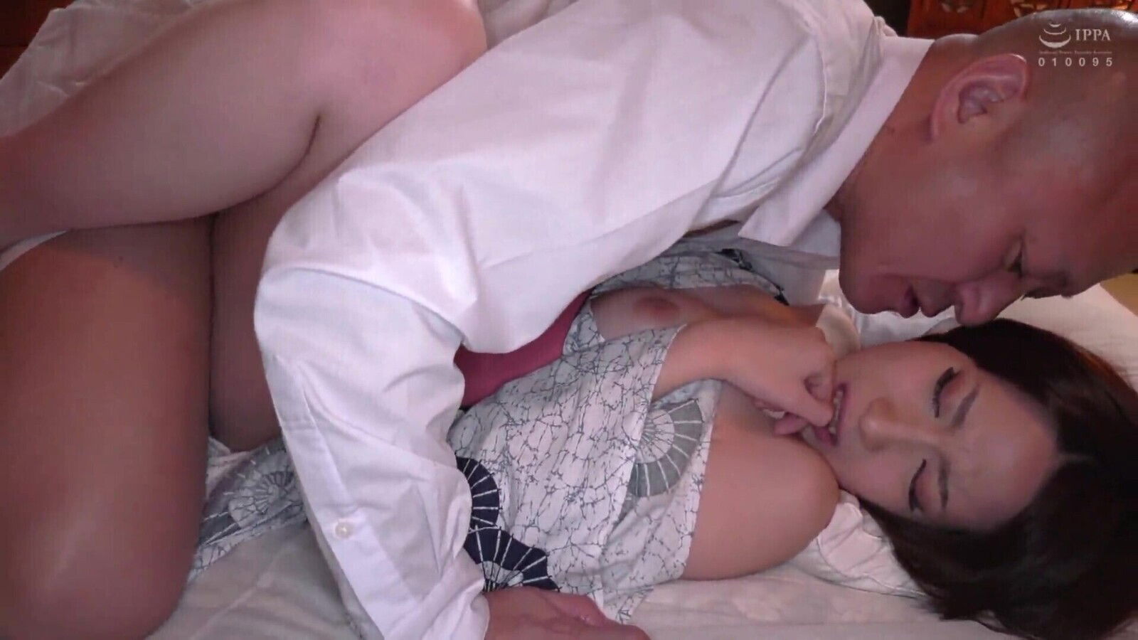 mcsr-***NTR 寝取られ　温泉旅行　中出し