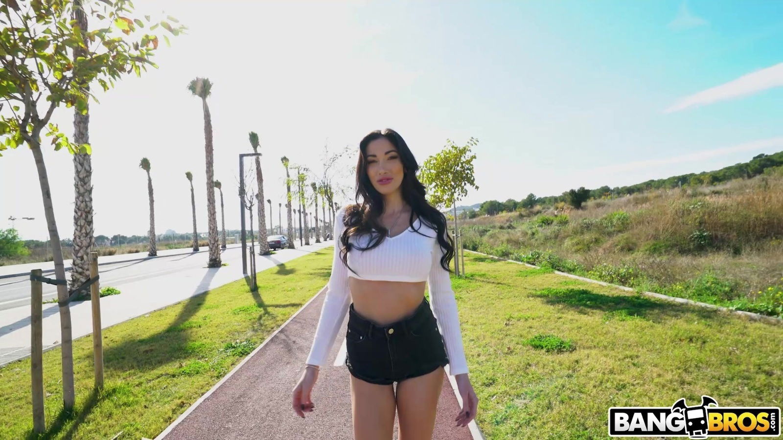 Hardcore outdoors fucking with incredible Clea Gaultier floor