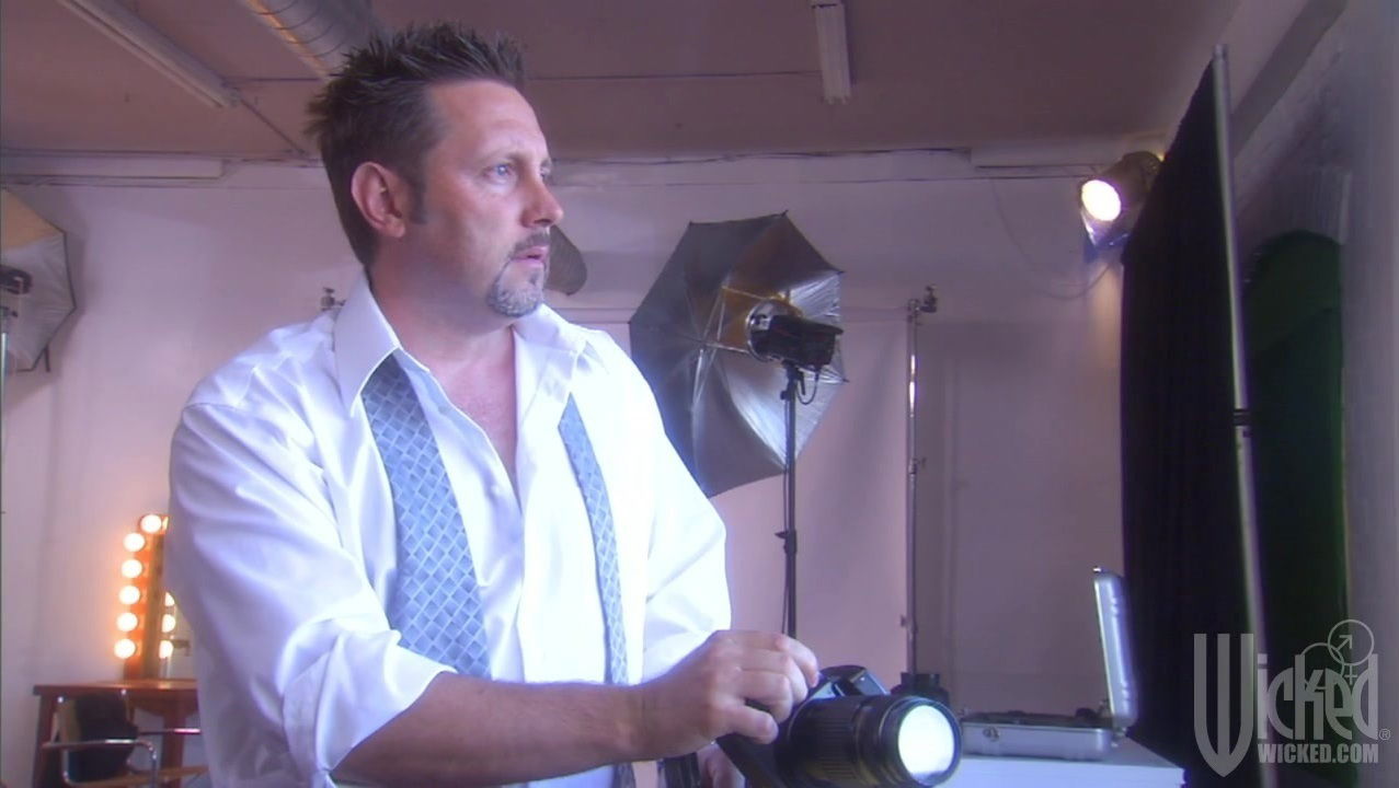 Deepthroat blowjob with cumshot ending with Jaclyn Case