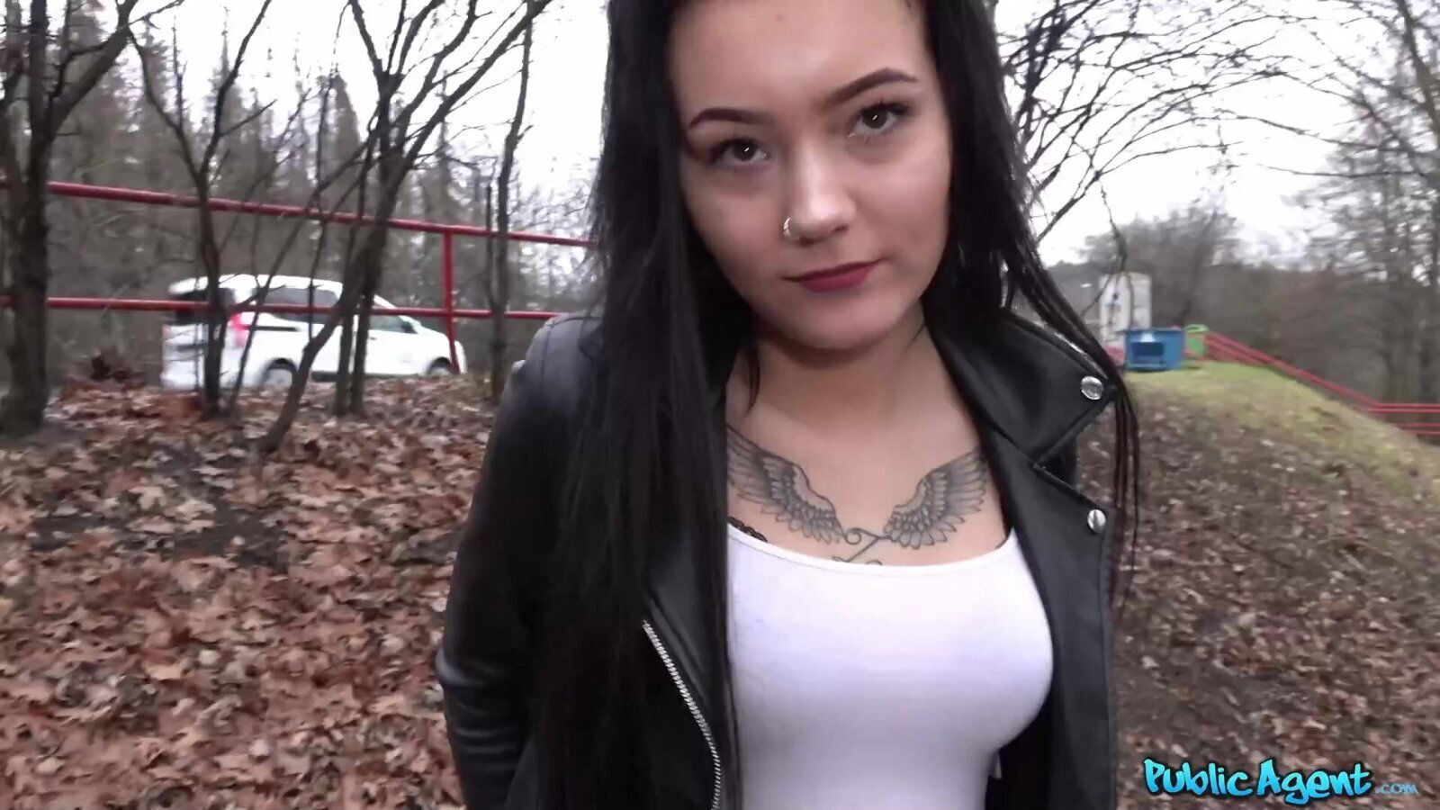 Lady paid shagging with Jason