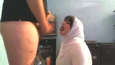 turbaned woman's mouth discharged