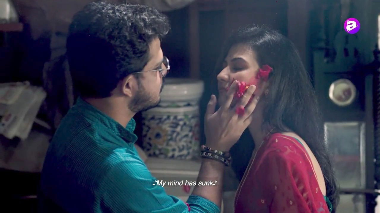 kiss, kiss, kiss sexy