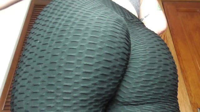 STINKY PROTEIN SHAKE FARTS JERK INSTRUCTION COUNTDOWN