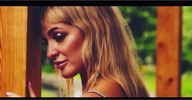 делать КЛИТОРОМ