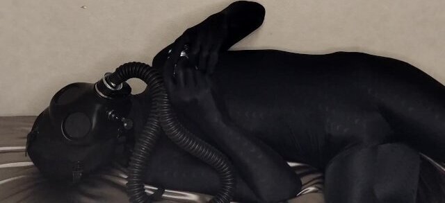 ゼンタイでガスマスクとリブレスマスクで呼吸制御