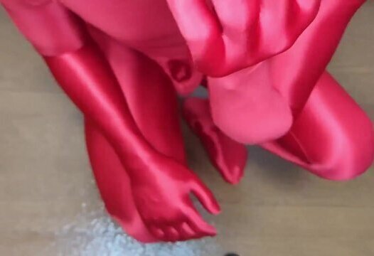 ぴっちり全身タイツすりすりレッドゼンタイ