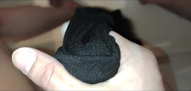 黒パンストオナニーで精液ドピュドピュする変態野郎