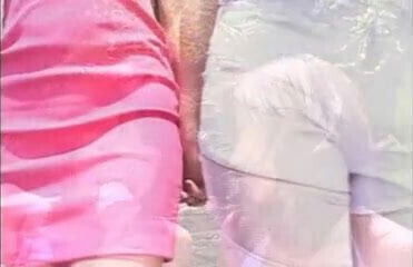 young ladies enjoying romantic date)