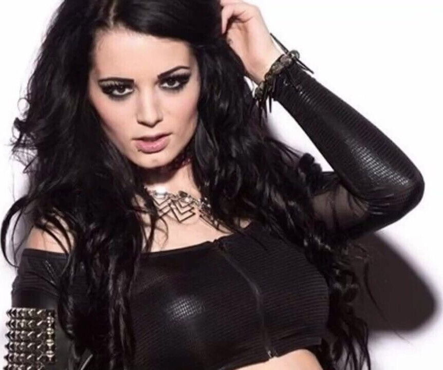 WWE Paige vs WWE Summer Rae