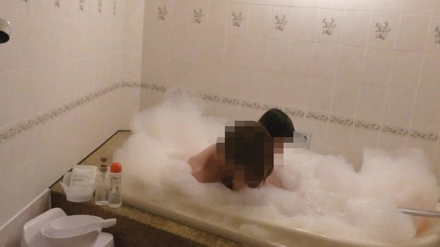 【個人撮影】テニス部の彼女の初フェラを奪って口にい〜ぱい出してみた　口内射精/スマホ撮影/フェラ抜き