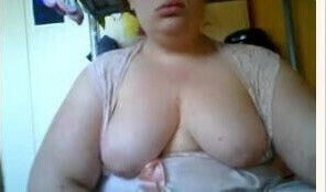 italian piercing tongue show tits