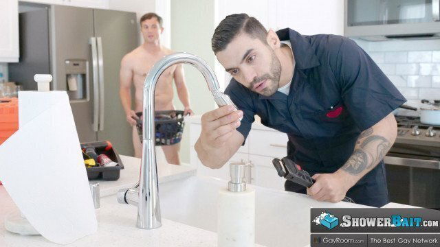 Muscle Plumber Winwin Cleans Customer's Pipes