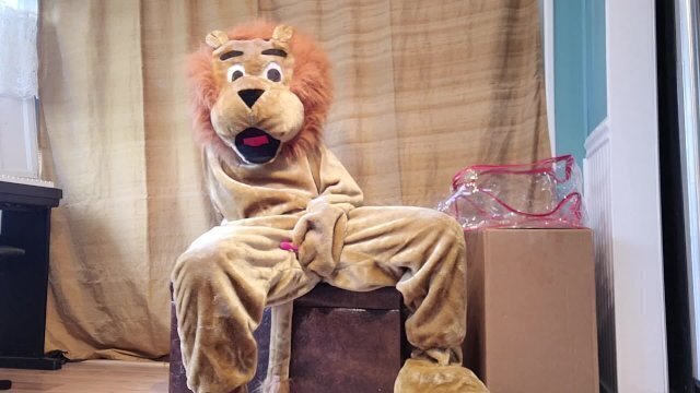 Squirting Lion Mascot Suit