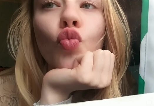 Sativa Skies sexy lips