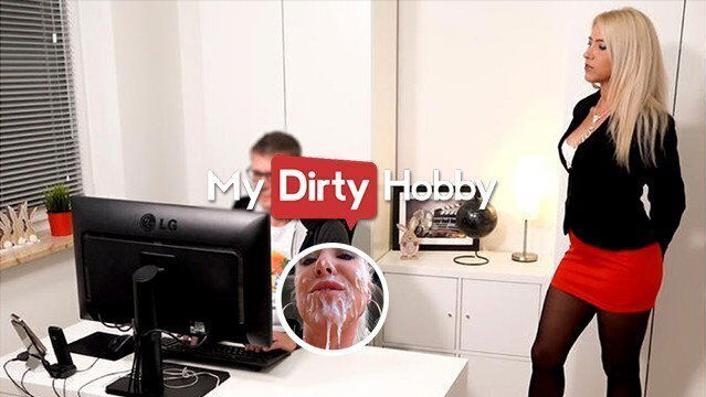 MyDirtyHobby Daynia Gets Nerd Fuck Desk Until Squirts