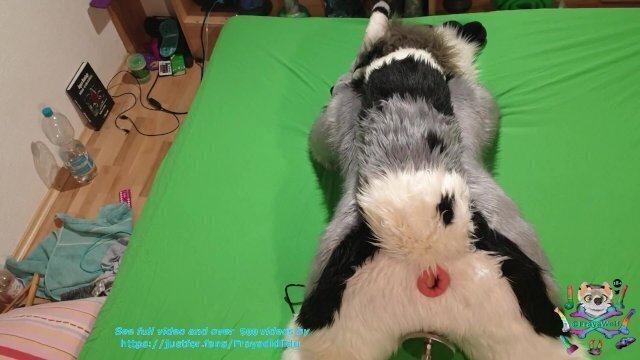 gets fucked from fuckmaschine