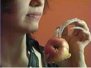 Artemida long nails on apple