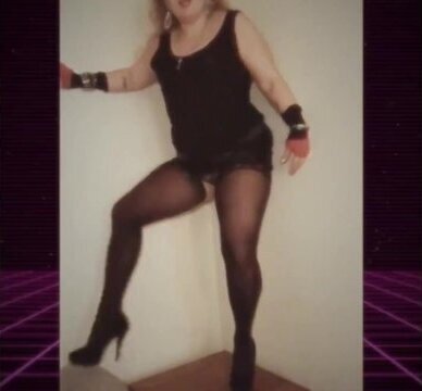 80's Madonna inspired clip sexy findom mistress