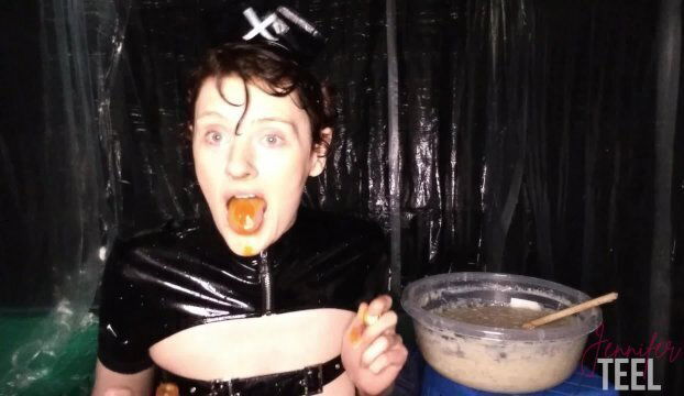 Full Video Irish Girl makes breakfast with Orange Juice, Porridge