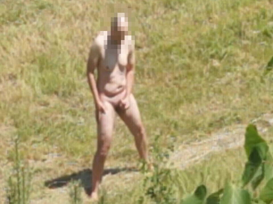 Wanker masturbating publicly