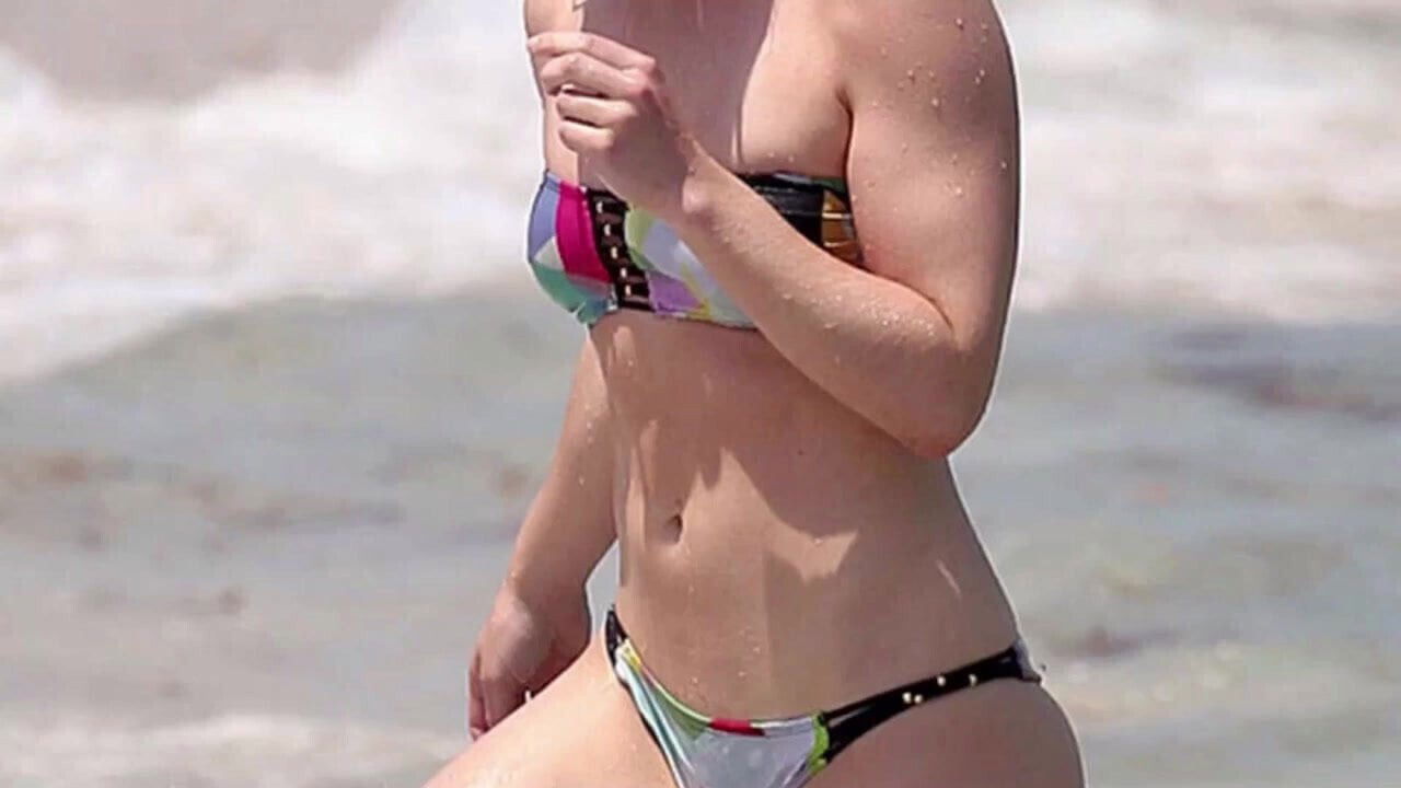 Emily Rickards vs Danielle Panabaker Rd 1 challenge 