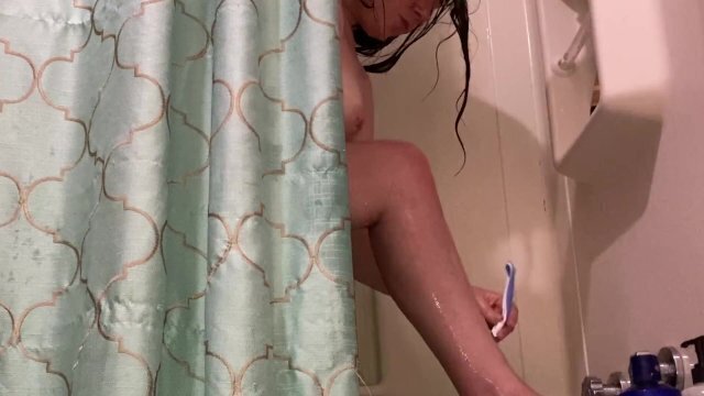 FULL LENGTH ManyVids Voyeur Spying Shaving Girl Shower