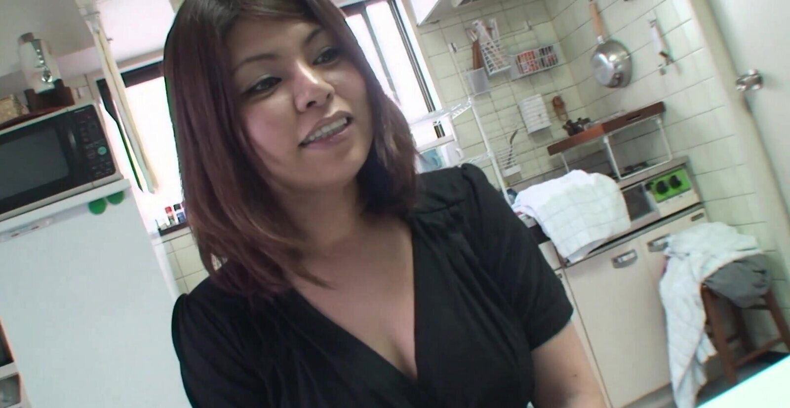 Horny Japanese gets fucked -Ran Kobayakawa