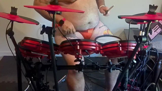 Diddling drums underwear