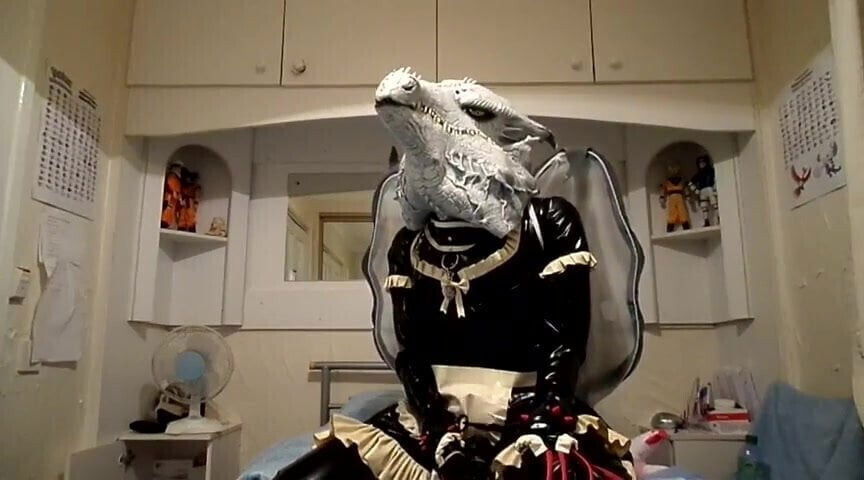 latex dragon vibrating