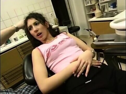 Sibel Kekili full length