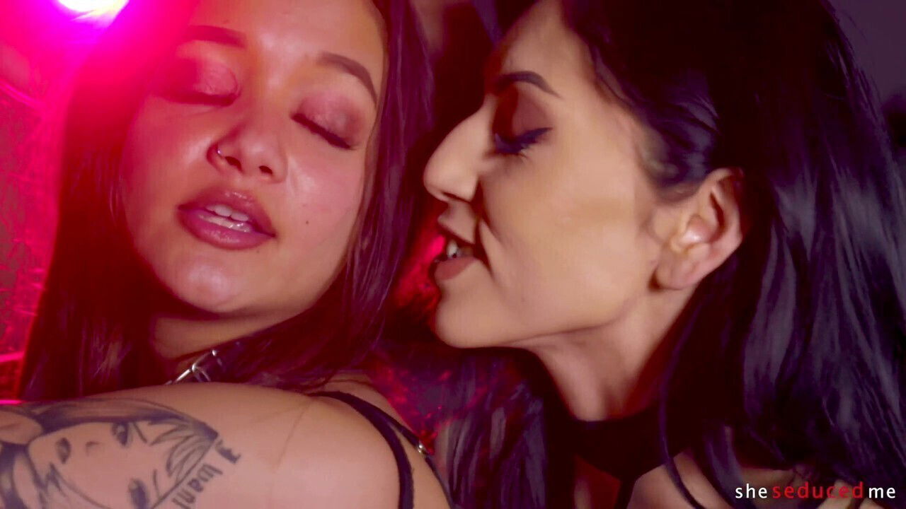 Recent, bhabhi lipstick, bhojpuri sexy