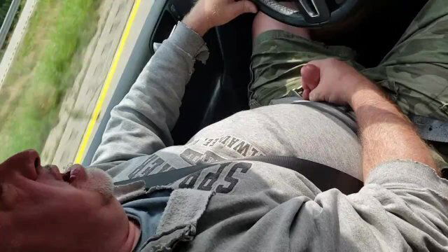 Bear jerks cums moving