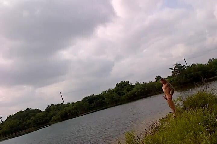 'Sunshine' lake side happy ending stripping