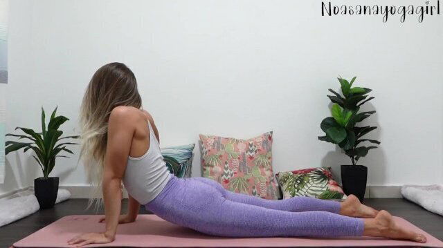 Juicy Booty Small Waist Yoga Workout with Noasanayogagirl