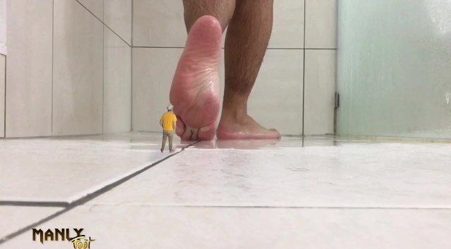 TINY LITTLE PERVERT GIANT HOUSEMATE GOOD TINY MACROPHILIA MANLYFOOT