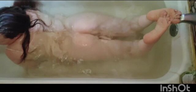 Solo Erotic bathtub play with full nudity masturbation