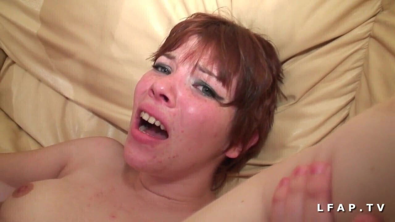 Jeune rouquine sodomisee fistee pour casting amateur