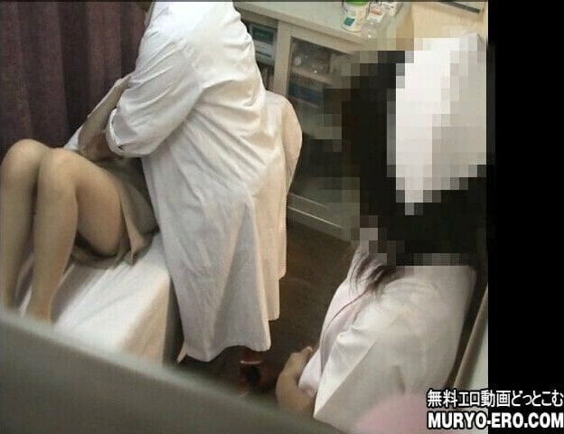 junior college student Saori(20)