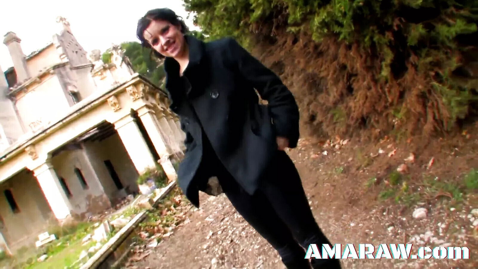 Brunette Clarysse Terry riding cowgirl style